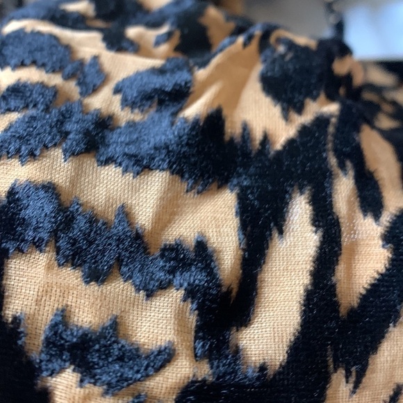 Lioness animal print Saint Germaine halter wrap top NWT - Picture 6 of 6